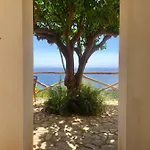 Casa Flora Oda ve Kahvaltı 2*