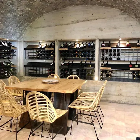 Bed and Breakfast Casa Flora 2*