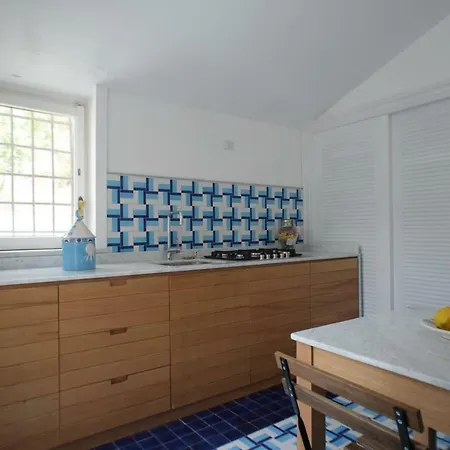 לינה וארוחת בוקר Casa Flora Vietri