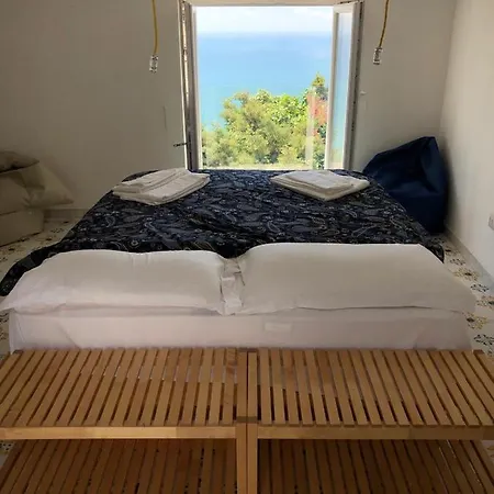 Casa Flora לינה וארוחת בוקר