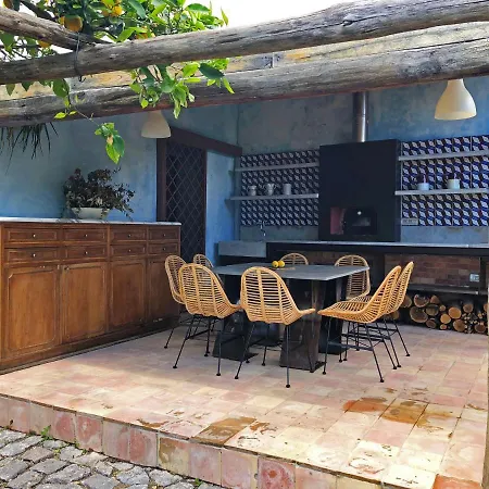 Alojamento de Acomodação e Pequeno-almoço Casa Flora