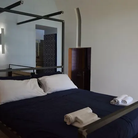 Casa Flora 2*